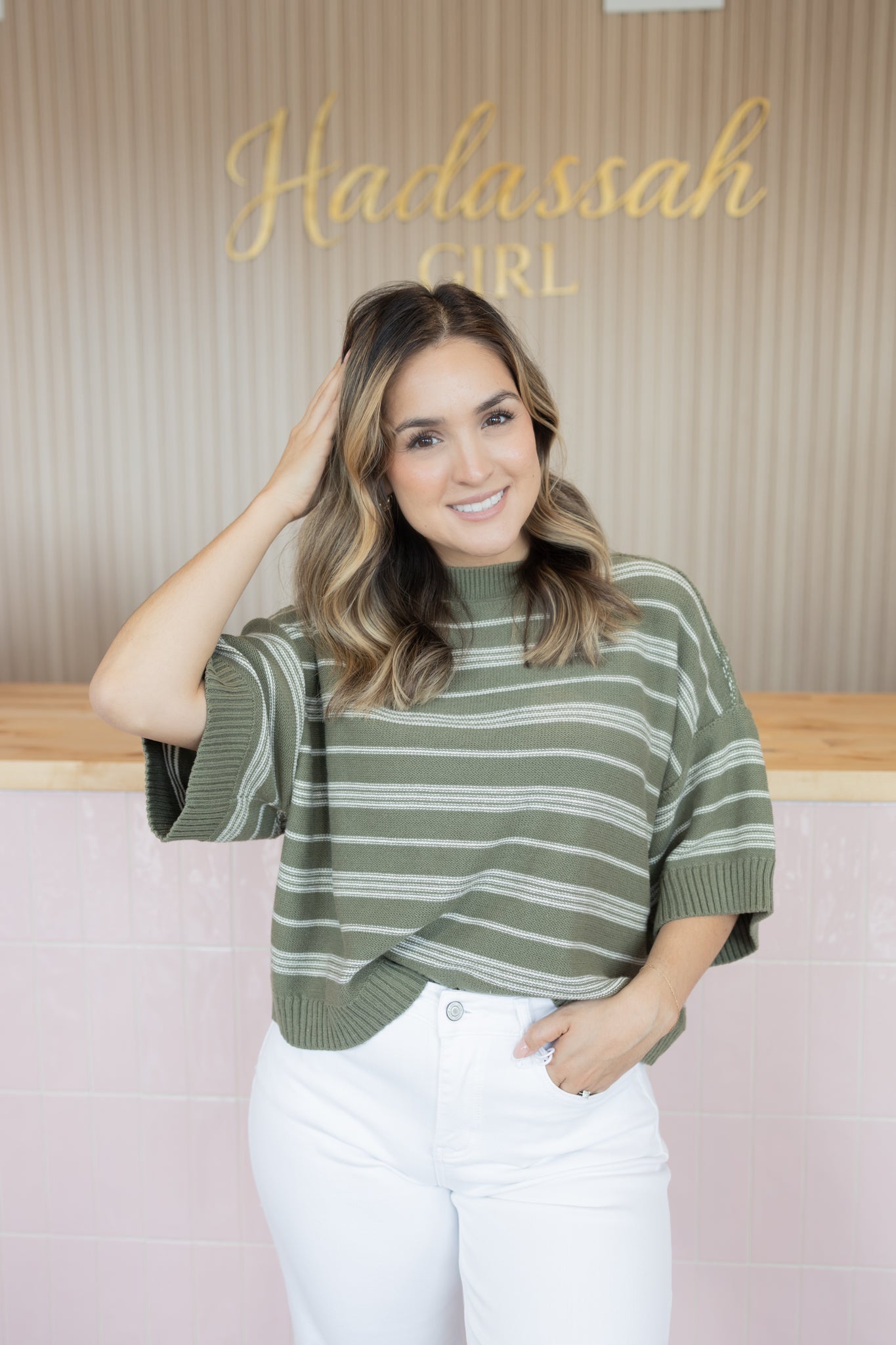 AMELLIA GREEN TOP