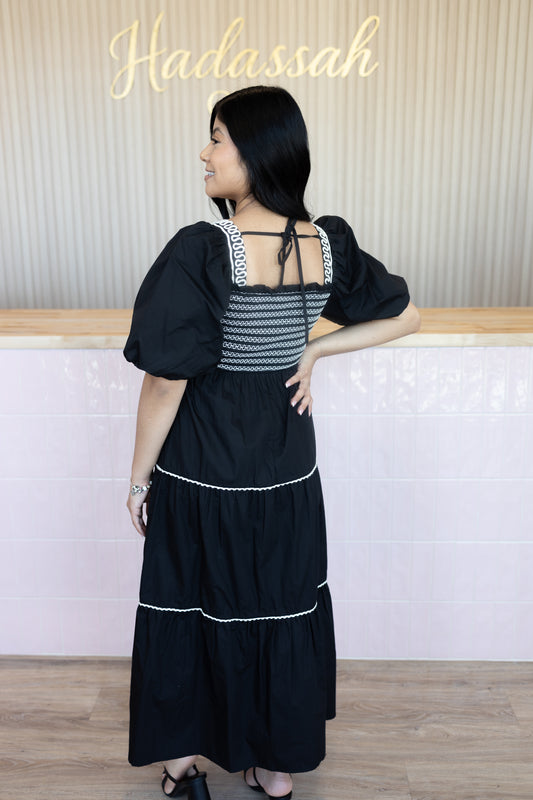 Maelly Black Dress