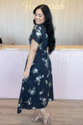 Load image into Gallery viewer, Greece Black Midi Dress
