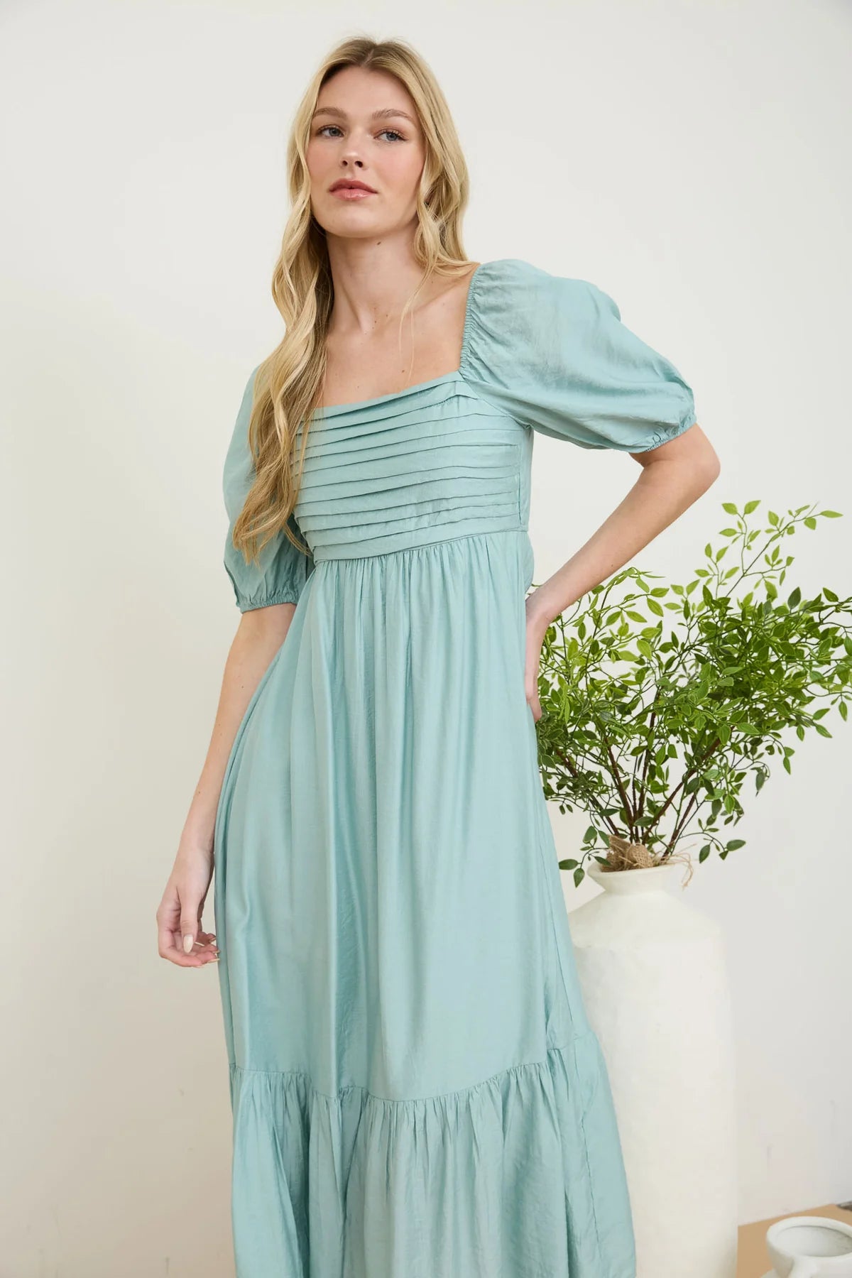 Norah Mint Midi Dress