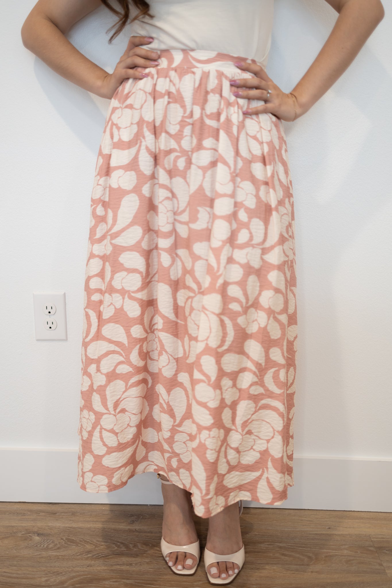 Elle Pink Midi Skirt