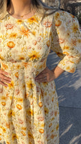 Load image into Gallery viewer, Golden Tulip Midi Dress
