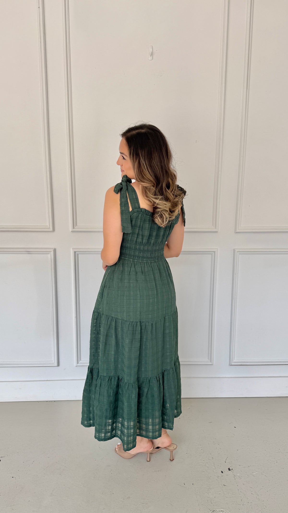 Analeia hunter green midi dress