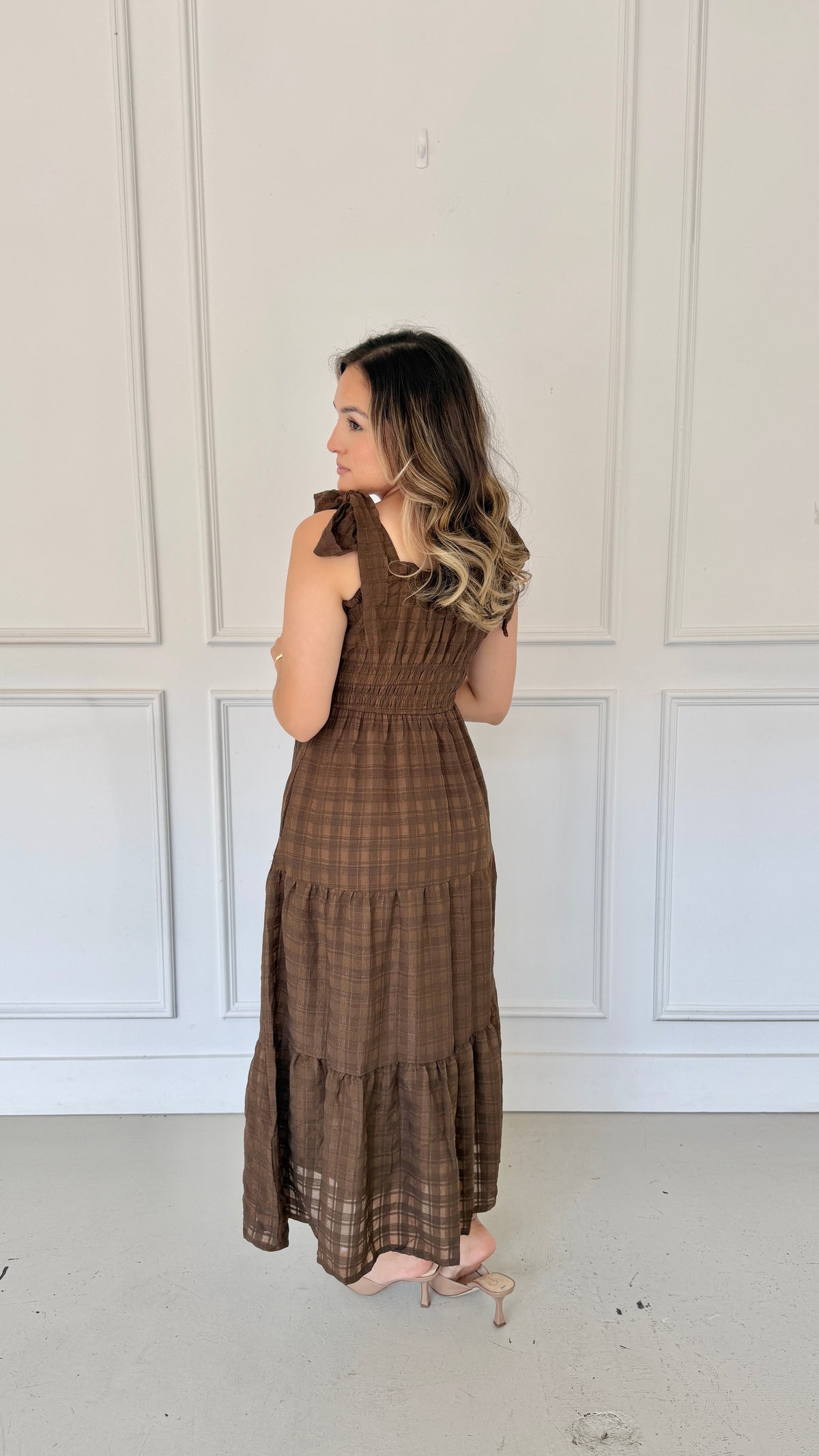 analeia brown midi dress