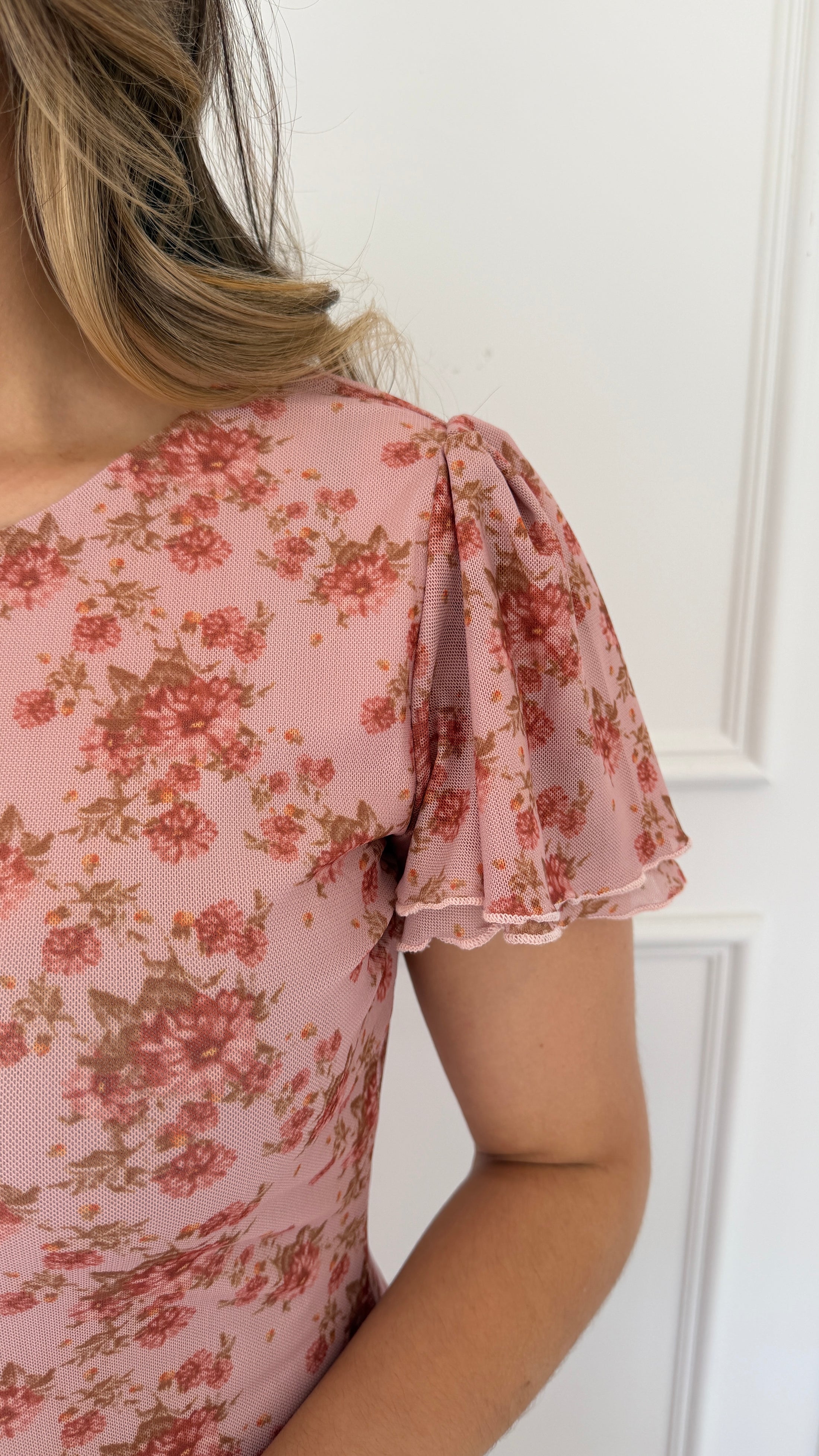 Briella floral pink midi dress
