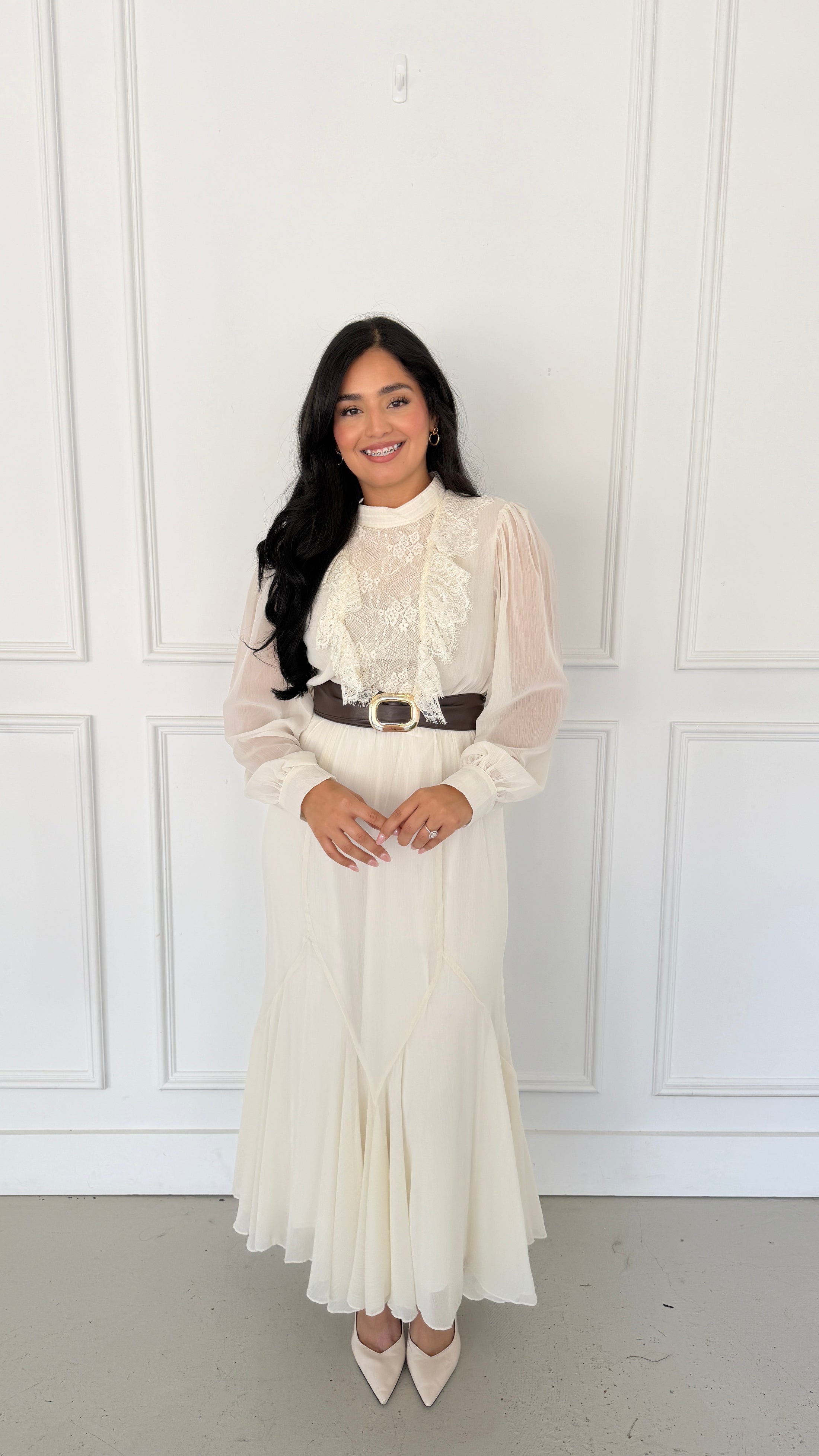 Belle lace midi dress