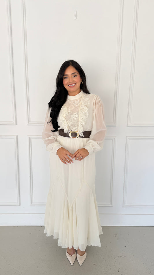 Belle lace midi dress