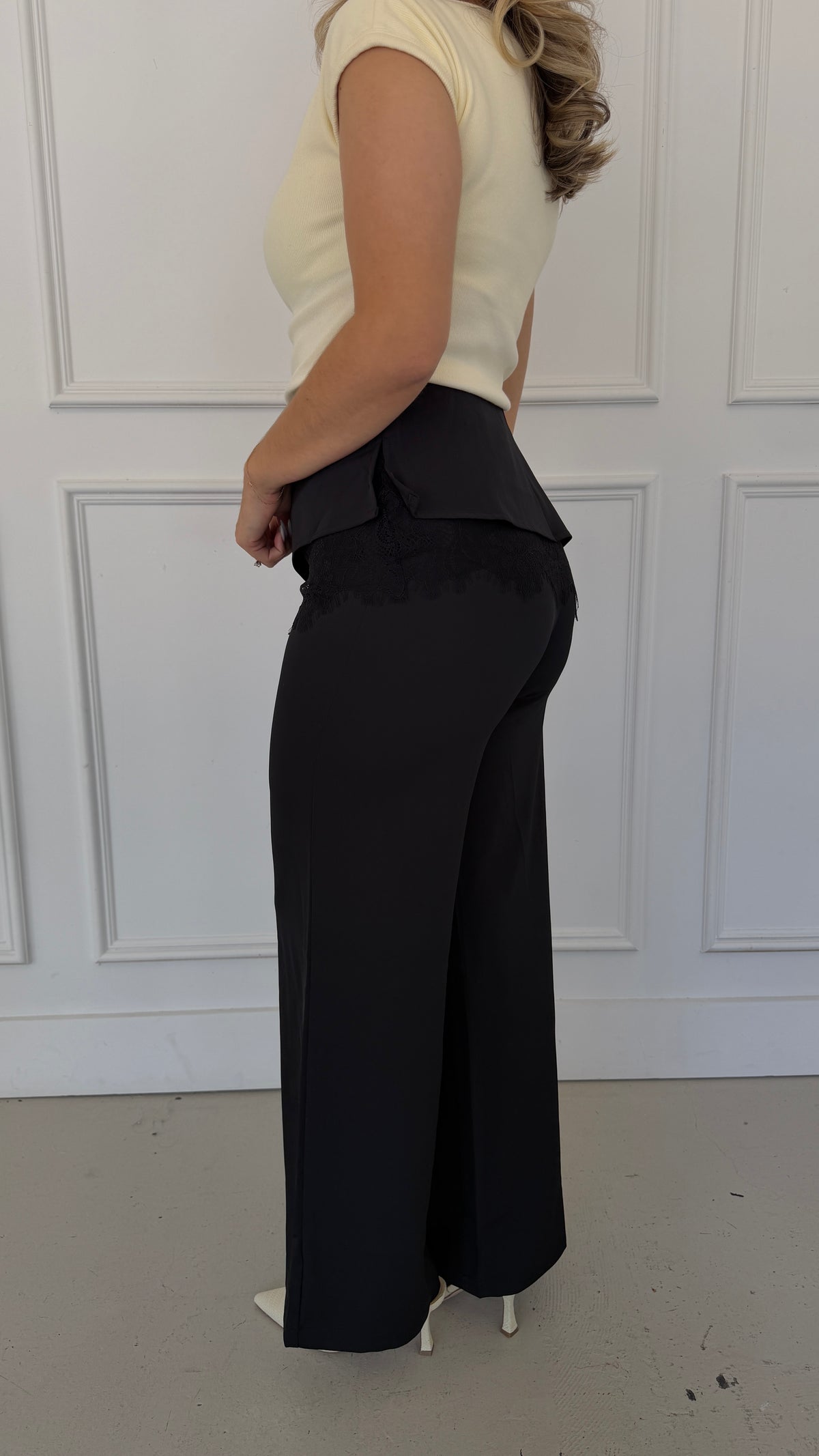WILLOW SCARF BLACK PANTS