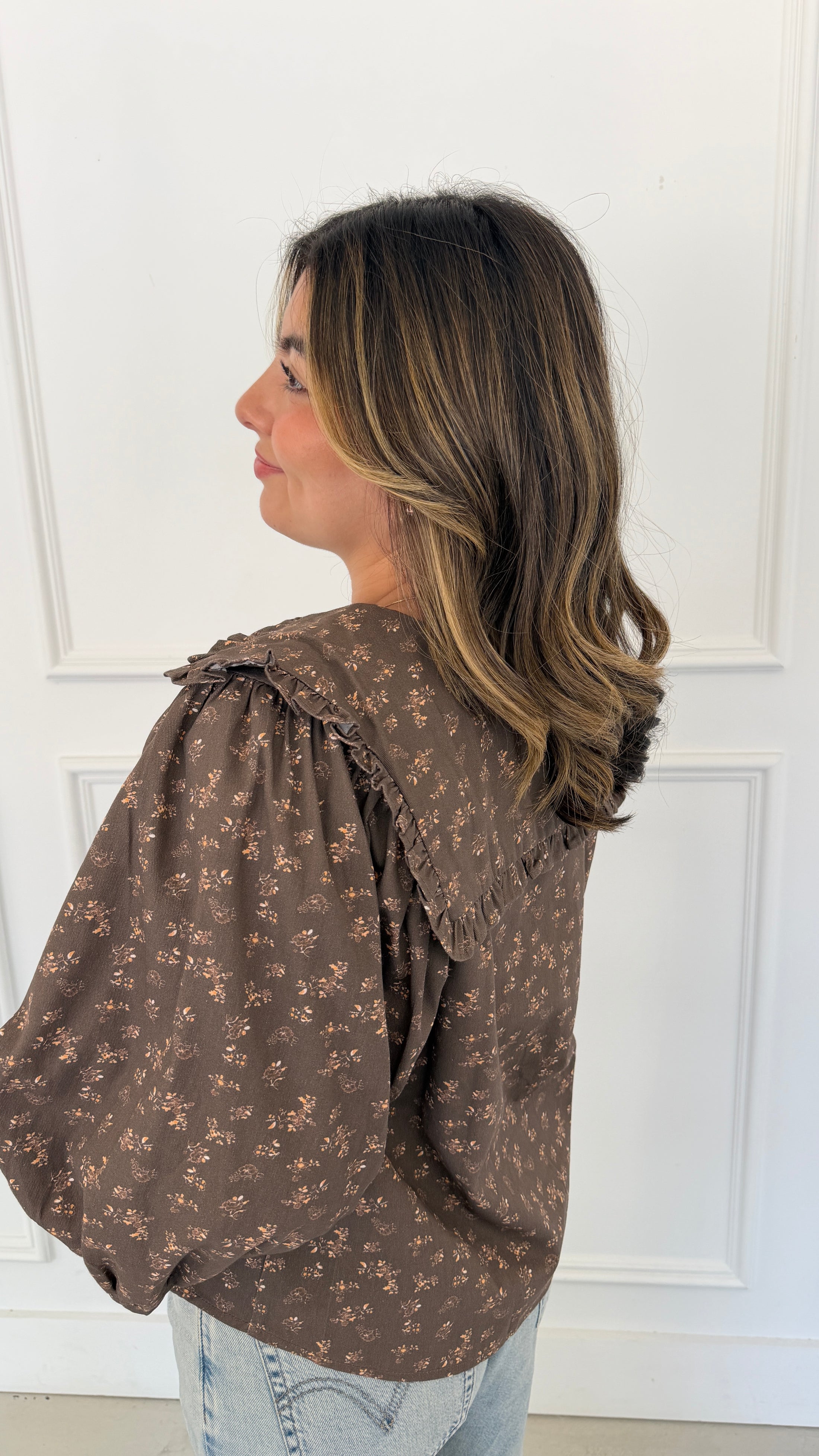 Gardenia floral brown jacket