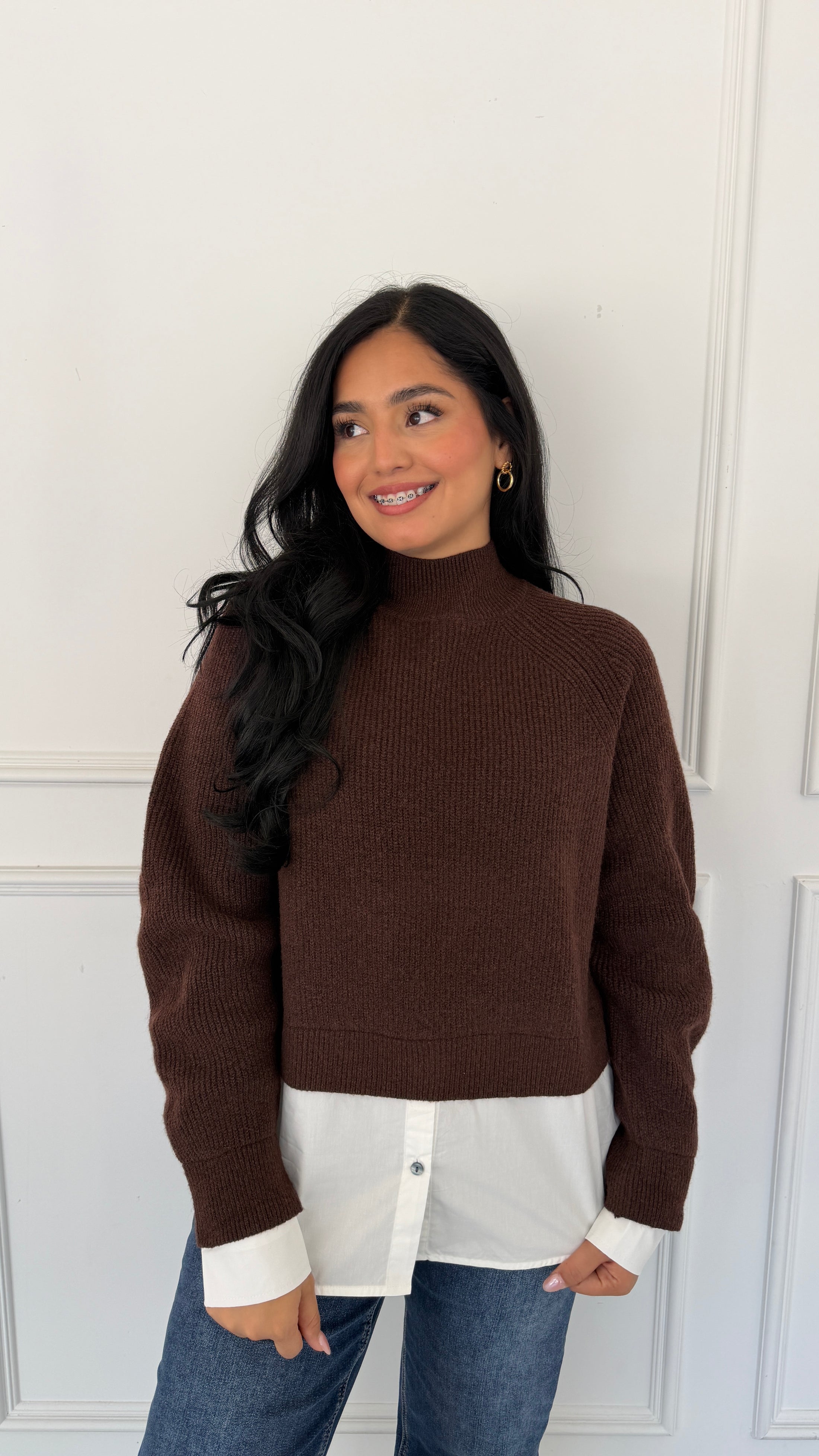 KARELY BROWN SWEATSHIRT