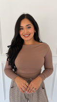 Load image into Gallery viewer, Adeline mocha top
