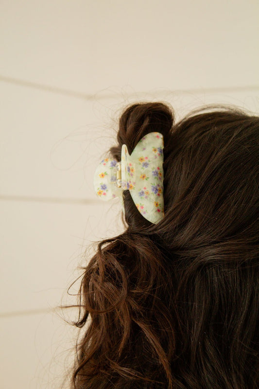 ELISE FLORAL CLAW CLIP