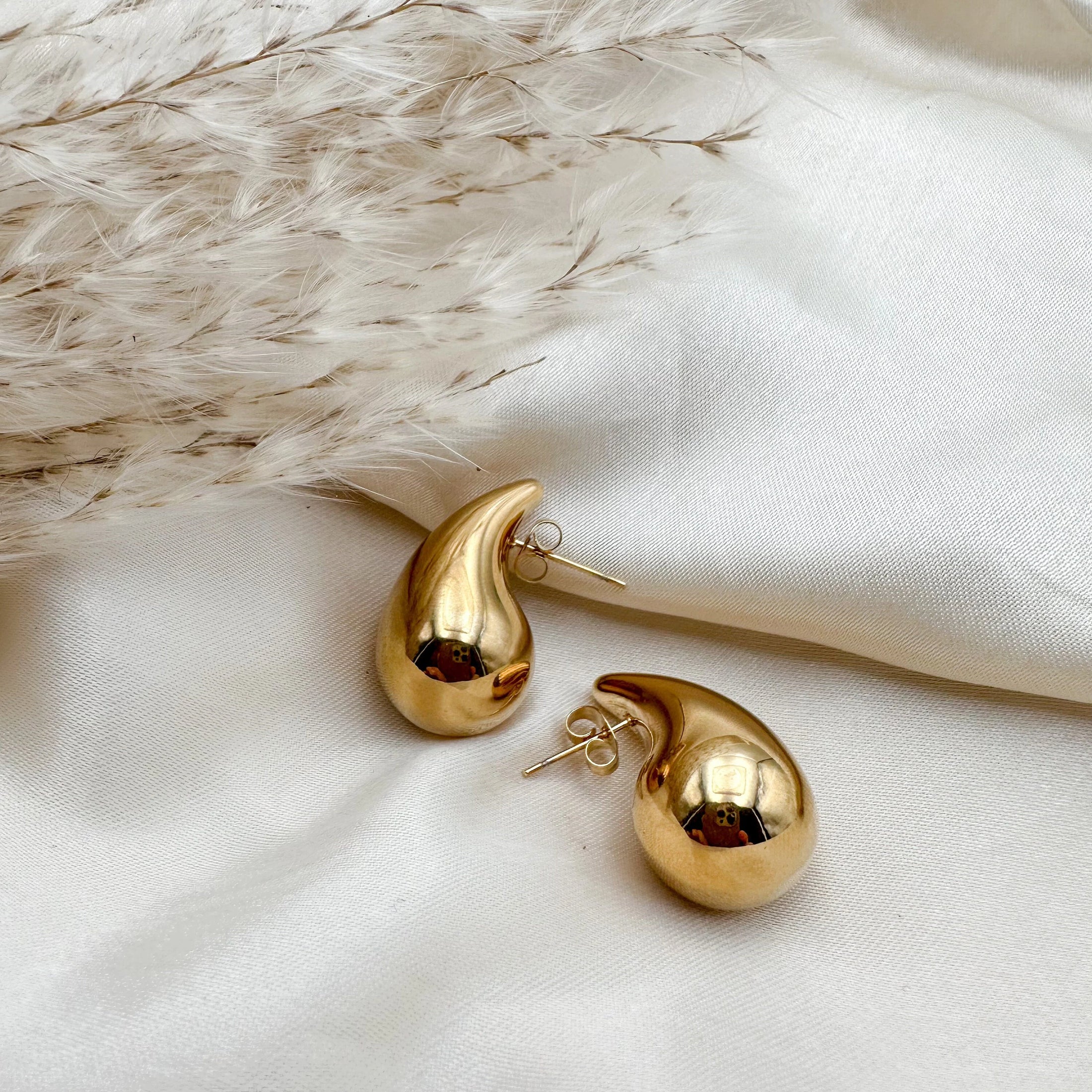 Marian Teardrop Earrings